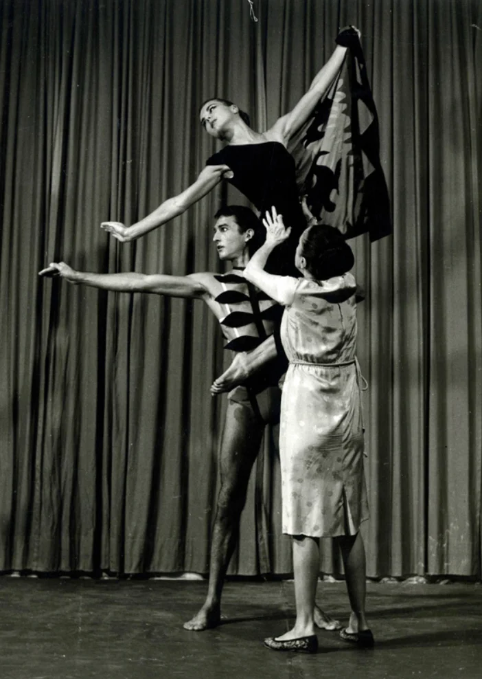  Moshe Romano and Ruth Lerman, Batsheva dancers rehearsing with Martha Graham. Credit: Arik Dichne.